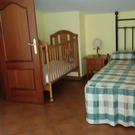 El Palaciu 4 Nyaraló